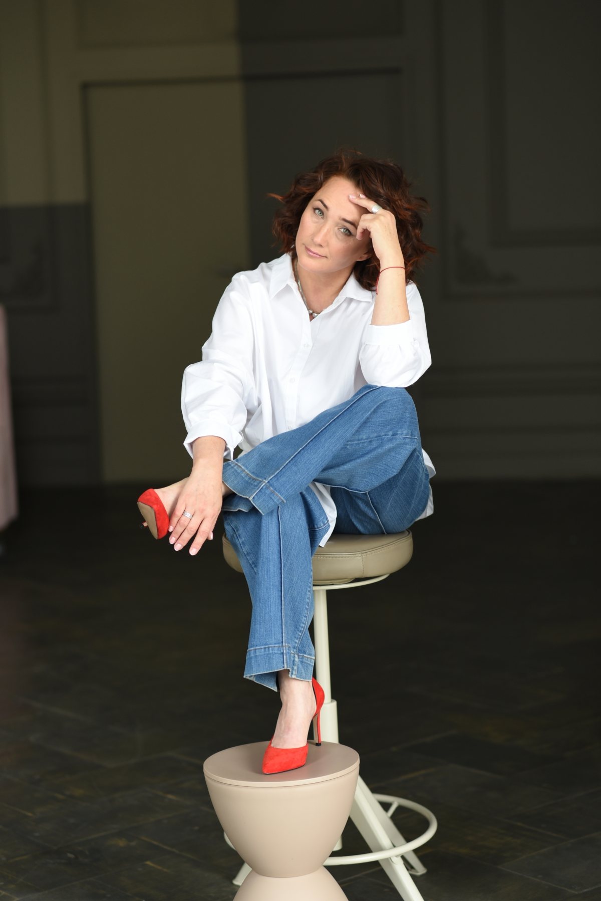 Елена Кадакова — Архитектор, дизайнер. Основательница студии